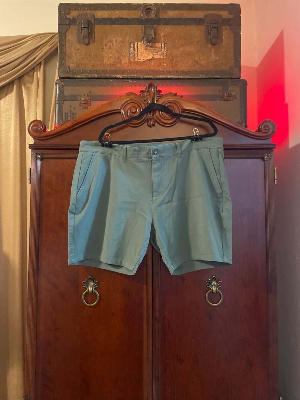Mugsy Spruces Chino Shorts Size 42 7" Inseam